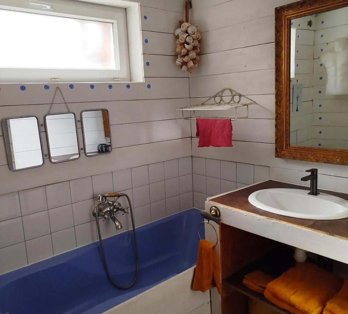 Casa de Férias Atelier D Artiste Au Bord De L Eau Vila Plérin França